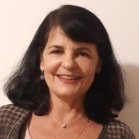 “É fundamental ter à consciência de que lugar ocupa sua carreira entre as prioridades de vida que você tem, sabendo que não tem certo e errado. O que existem são escolhas.” – Laís Machado, consultora na LerMe, conselheira de carreira e professora de Gestão Estratégica de Pessoas na FIA